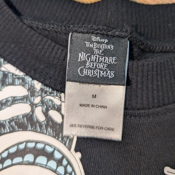 NWOT NIGHTMARE BEFORE CHRISTMAS CROP TOP - Picture 3 of 4